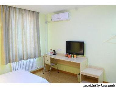 Super 8 Hotel Jinan Da Ming Hu Dong Men Εξωτερικό φωτογραφία